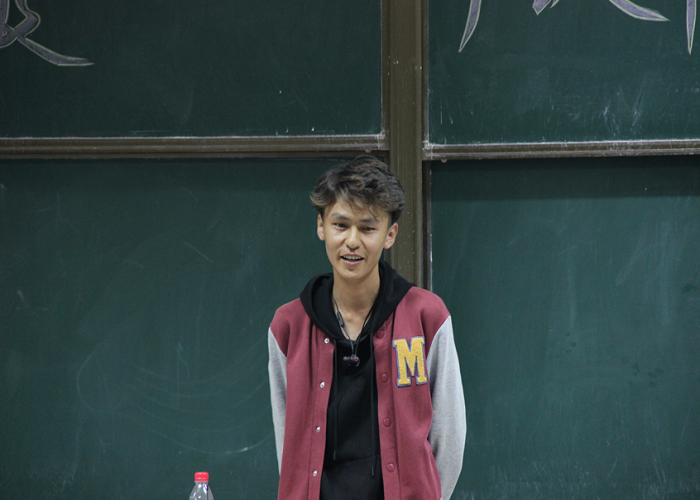 1569498522552094083.png 4.png